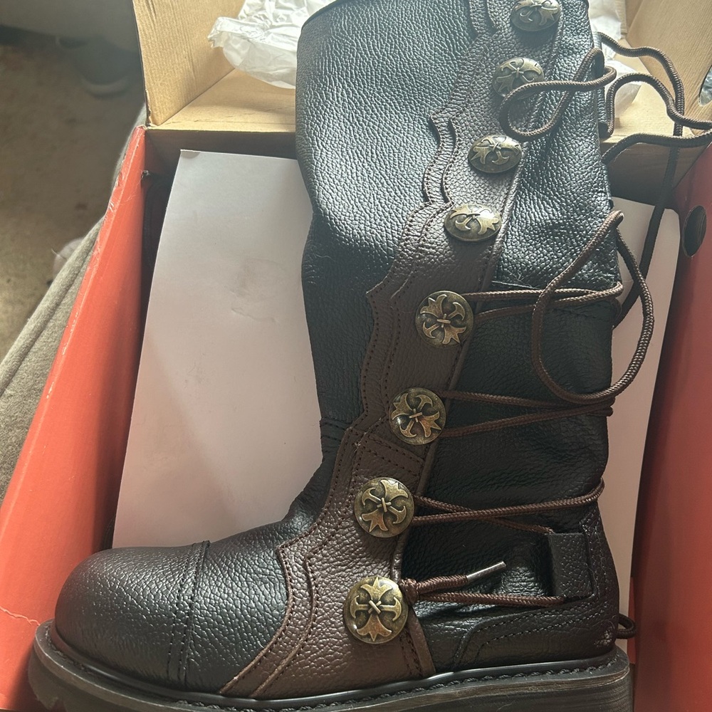 House of Andar boots